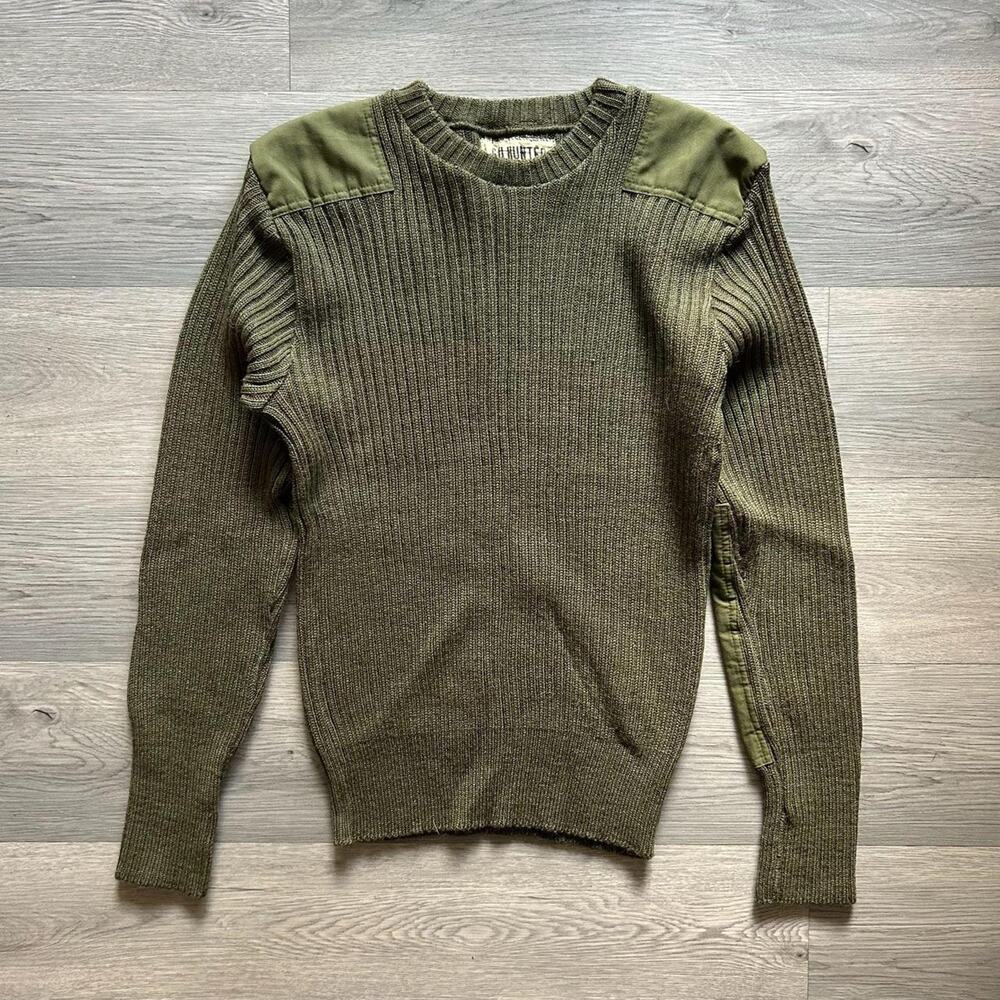 True Vintage 70s military commando style crewneck sweater with patches